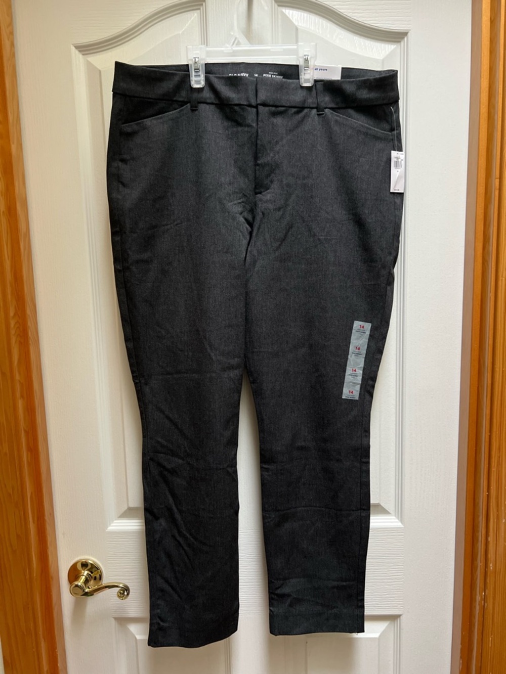 Old Navy Charcoal Ankle Pixie Skinny Pants